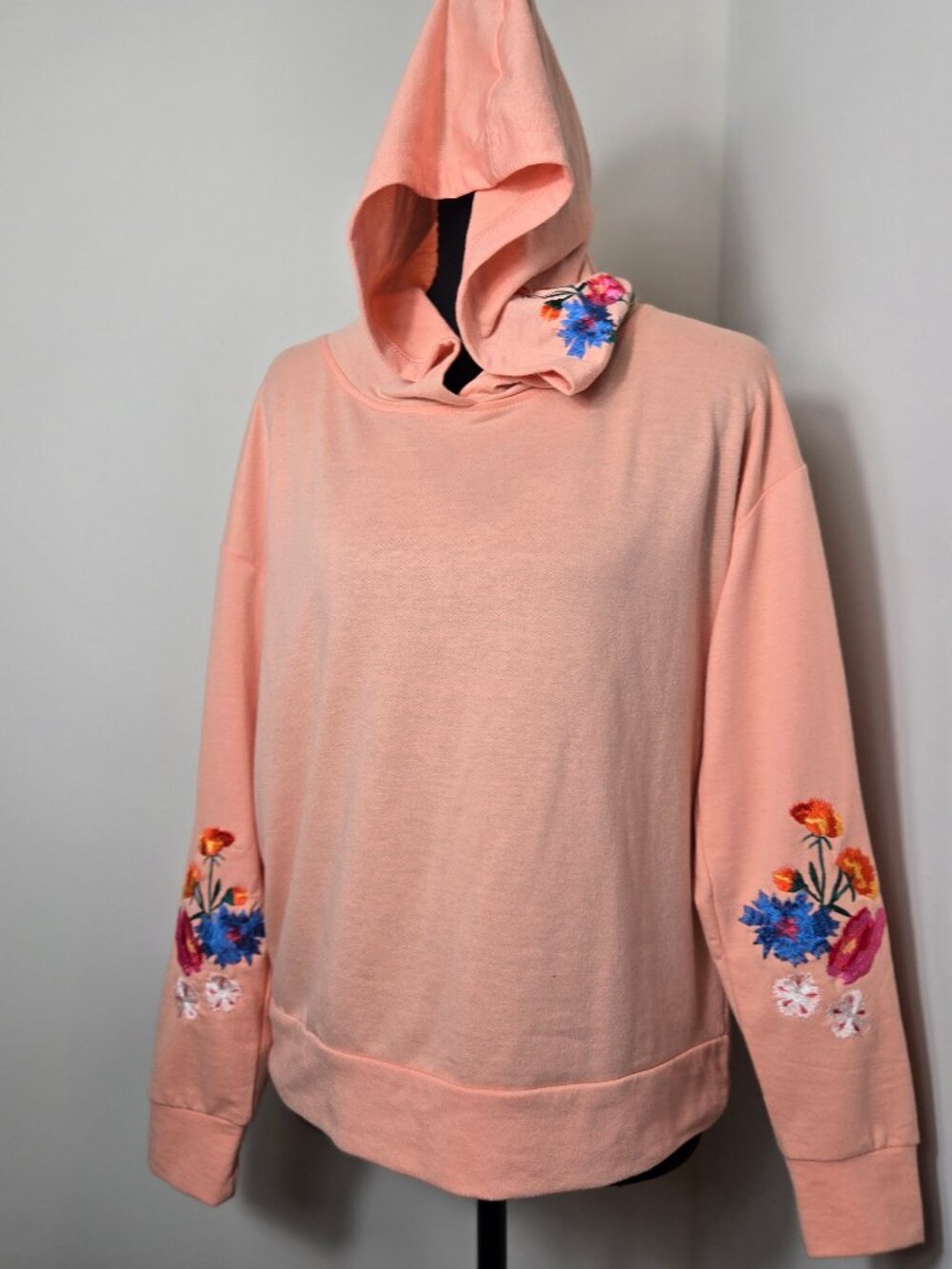 Embroidered Floral Hoodie Size Small